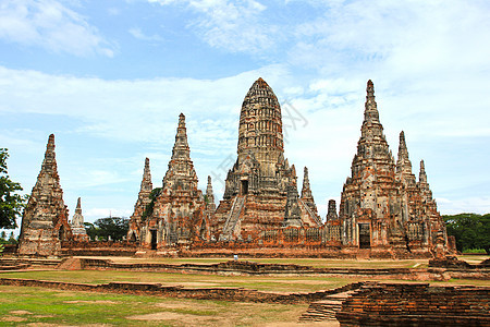 泰国Ayutthaya省老寺宗教纪念碑旅行寺庙历史性历史石头遗产建筑学宝塔图片