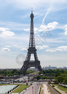 艾菲尔铁塔 - 位于巴黎中心的一个金属塔 他最著名的图片