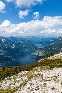 Hallstat湖的视图假期岩石远足土地风景手指高山旅行平台山脉图片