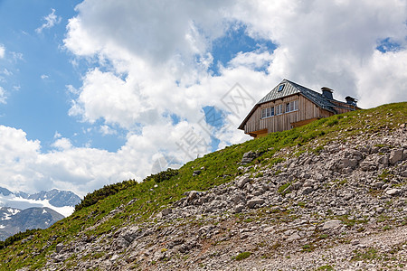 山中的房屋木头倾斜度小木屋碎石巨石土地血统小屋变格岩石图片