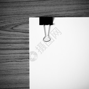 黑色和白色木纸上的黑白颜色音调样式商业木头木板材料笔记空白软垫折痕灰色文档图片