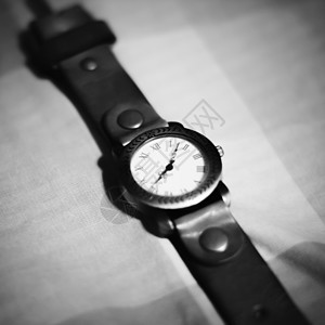 经典的黑白色彩风格带子小时珠宝编号手镯环境金属数字礼物手表图片