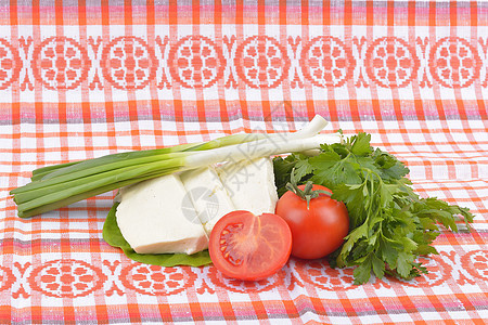 罗马传统毛巾上的食物木板早餐拼写火腿洋葱治愈吃饭化合物粮食营养图片