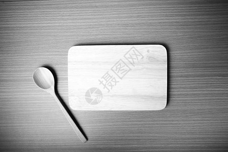 黑白斑马黑白颜色风格和木勺 黑白色调工作室用具厨房棕色项目食物厨具木头勺子空白背景