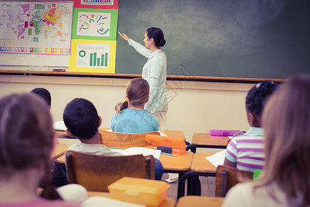 老师在课堂上教课快乐职业教学小学生小学学校童年教育椅子男性图片