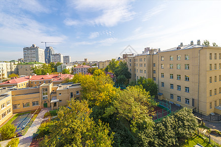 莫斯科历史中心古迹中心的房屋和街上房子建筑学旅行摩天大楼城市反射商业办公室住宅金属图片