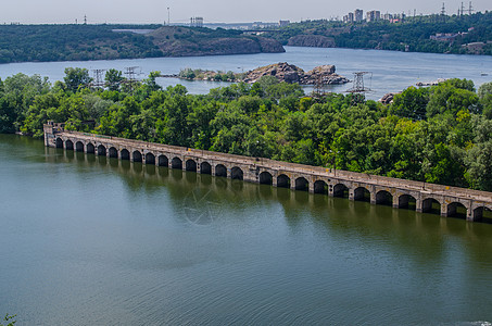 桥梁水电地标建筑学旅行天空铁路快手城市运输蓝色支撑背景图片