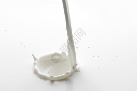 喷洒奶水白色飞溅奶油流动液体宏观酸奶运动奶制品营养图片