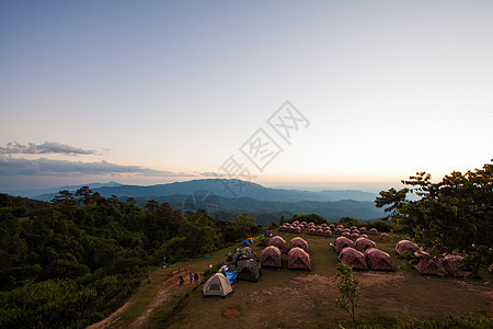 泰国清迈山北边的冬季景点泰国国家清道帐篷蓝色日出日落阳光生态旅游假期图片