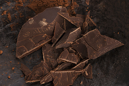 巧克力片牛奶巧克力可可美食宏观白色甜点糖果饮食棕色图片