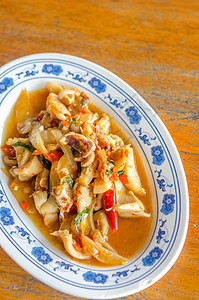 辣椒鱿鱼营养海鲜食物乌贼盘子红色文化黄色午餐油炸图片