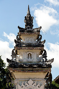 印度尼西亚巴厘努沙佩尼达Pura Sahab的印度教寺庙上帝地标宝塔建筑建筑学蓝色热带纪念碑精神宗教图片