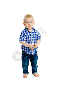 穿着格子衬衫和牛仔裤的小男孩蓝色孩子青年衣服童年工作室白色情感图片