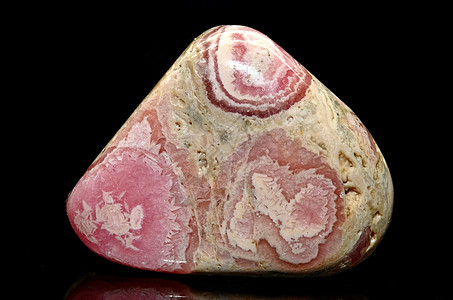 红化石宏观标本女性治疗康复活力矿物学脉轮奢华石头图片