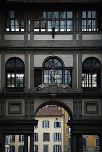 浮动艺术墙壁街道大教堂雕塑领主广场中枢海王星城市图片