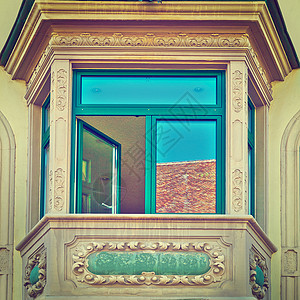 飘窗艺术财富正方形玻璃框架建筑石头城市历史性房子图片