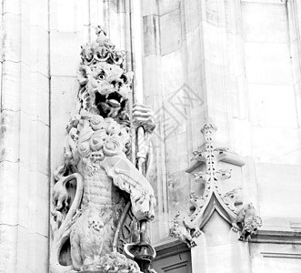 英国伦敦古城的大理石和雕像地标石头历史性建筑学建筑旅行柱子城市雕塑纪念碑图片