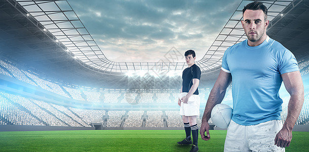 持有橄榄球橄榄球的橄榄球运动员复合图像专注蓝色播放器肌肉运动服运动竞技男性服装体育场图片