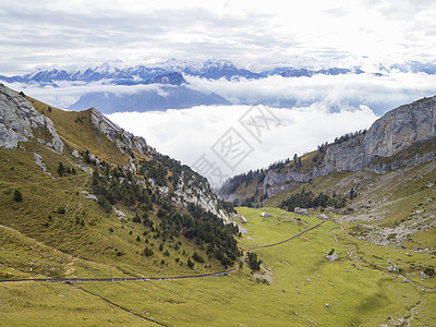 来自瑞士皮拉图斯的瑞士山场景踪迹顶峰公园小路丘陵喇叭悬崖岩石旅游图片