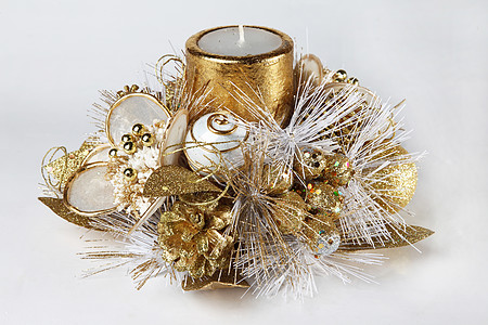 圣诞节蜡烛装饰派对火焰白色喜悦金子松树家庭礼物红色图片