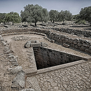 圣克里斯蒂娜威尔综合建筑建筑学堡垒旅游纪念碑石头牺牲青铜花岗岩历史性宗教图片