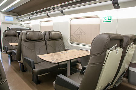 铁路车的商务级别班级窗户座位旅行商业椅子运输火车乘客车厢图片