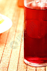 红冷饮图片