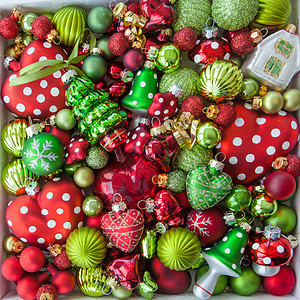 圣诞节背景装饰品圆点星星正方形装饰丝带绿色小玩意儿红色闪光图片