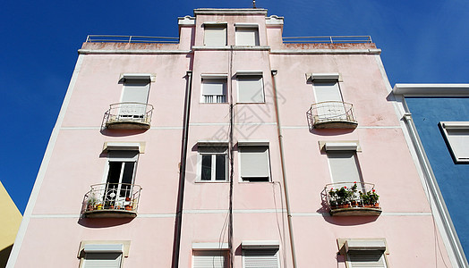 葡萄牙里斯本一栋旧大楼的详情旅行建筑学窗户市中心爬坡大教堂房子景观古董历史图片