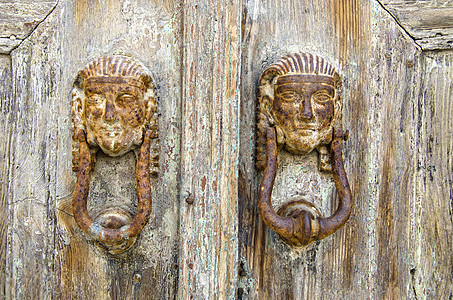 希腊岛的古董锁门人图片