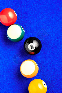 蓝色桌球桌上的Billiard球竞赛数字黑色爱好运动乐趣水池圆形游戏成功图片