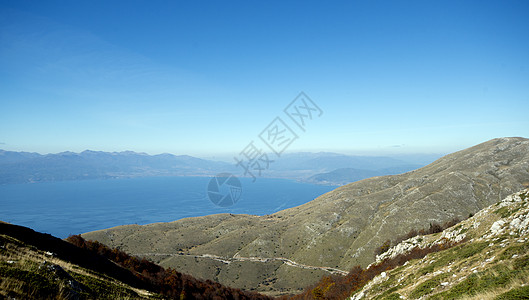 马其顿加利西卡国家公园爬坡晴天国家石头日落地标天空公园绿色日出图片