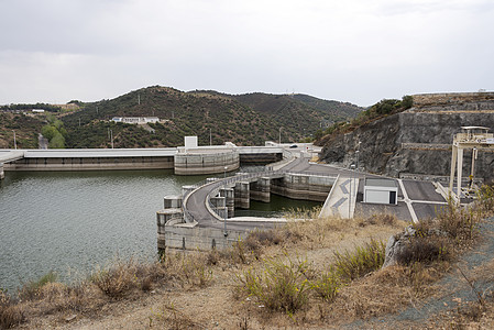 阿勒凯瓦岩石地标电压建筑蓝色涡轮弹幕植物旅行发电厂图片