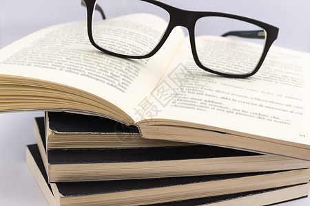 阅读书籍图书馆科学智力写作法律眼镜学习教育学校文学背景图片