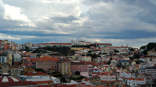 在葡萄牙首都里斯本Lisbon城市城堡山顶地标大街市中心天际历史街道历史性图片