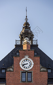 瑞典Umeå市立市政厅时钟和斯蒂普勒背景图片