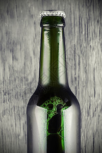 杯啤酒瓶装特制图片