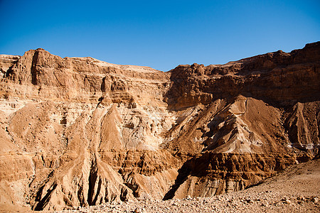 死海中岩石沙漠中的山丘远足沙漠旅游假期旅行游客死海石头图片