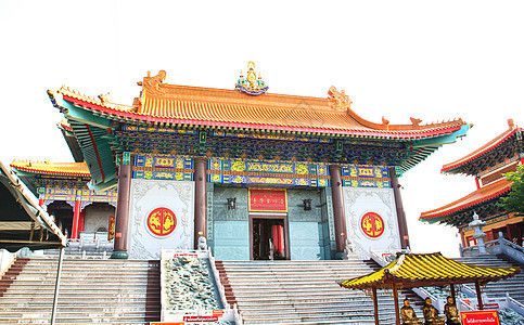 诺萨布冷新宜的中华传统风格寺庙宗教佛教徒地标天空蓝色建筑旅行建筑学旅游文化图片