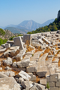 古老的寺庙和剧院 在太阳之门安塔利亚火鸡天边石头废墟柱子考古学山脉旅行古董文化建筑学衬套图片