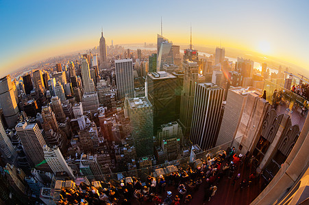 纽约市曼哈顿日落时的天线吸引力观景台办公楼摩天大楼办公室游客建筑学城市天空市中心图片