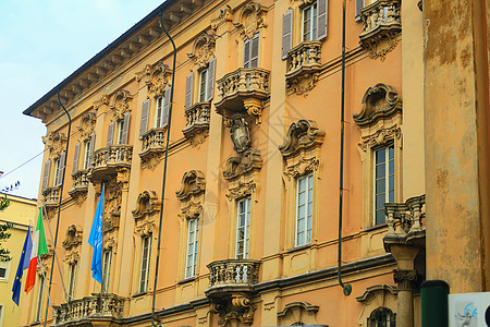 意大利帕维亚的罗科风格宫殿高清图片