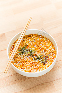 韩语食品面条阴影胡椒洋葱红色食物文化背景图片