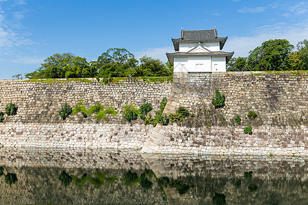 大阪城堡天空植物遗产栅栏建筑学历史建筑阳光蓝色宝塔图片