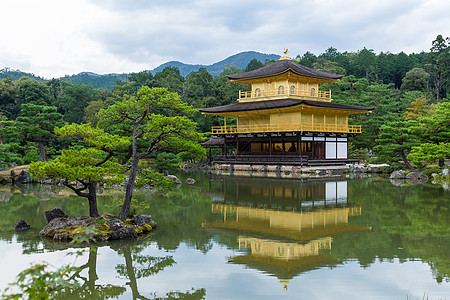 日本京都金宝座寺庙(Kinkakuji)图片