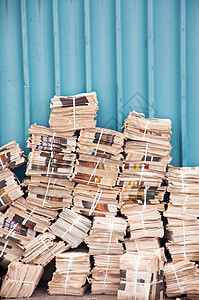报纸堆叠页数邮政白色工作送货边缘角落新闻业杂志打印图片