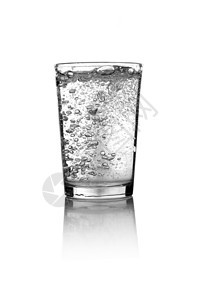 杯水饮用水液体淡水反射饮料图片