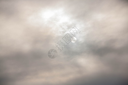 下雨前的黑暗天空天堂墙纸雷雨气象戏剧性危险雨层云闪电气候风暴图片