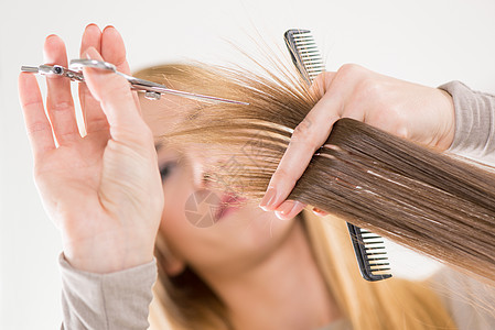 剪头发梳子棕色剪刀专业护理女性水平工具理发工作图片
