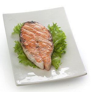 烤鲑鱼牛排绿色鳟鱼白色食物盘子炙烤红色油炸烧烤海鲜图片